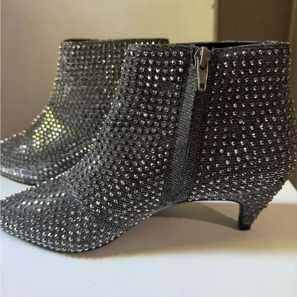 Design Lab Lord & Taylor Silver Rhinestone Ankle Booties